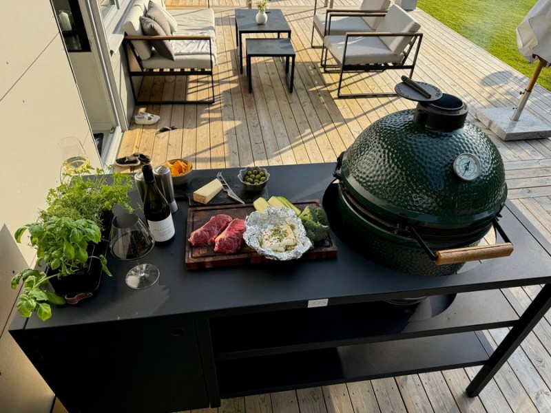 Outdoor Kitchen Cabinet